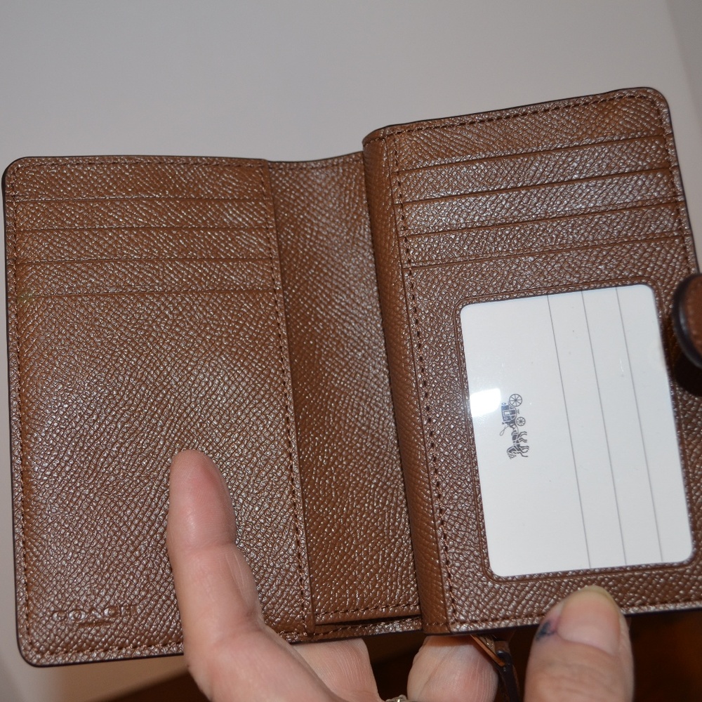 LAST ONE NWT Coach Signature Wallet Brown Leather - Picture 5 of 6